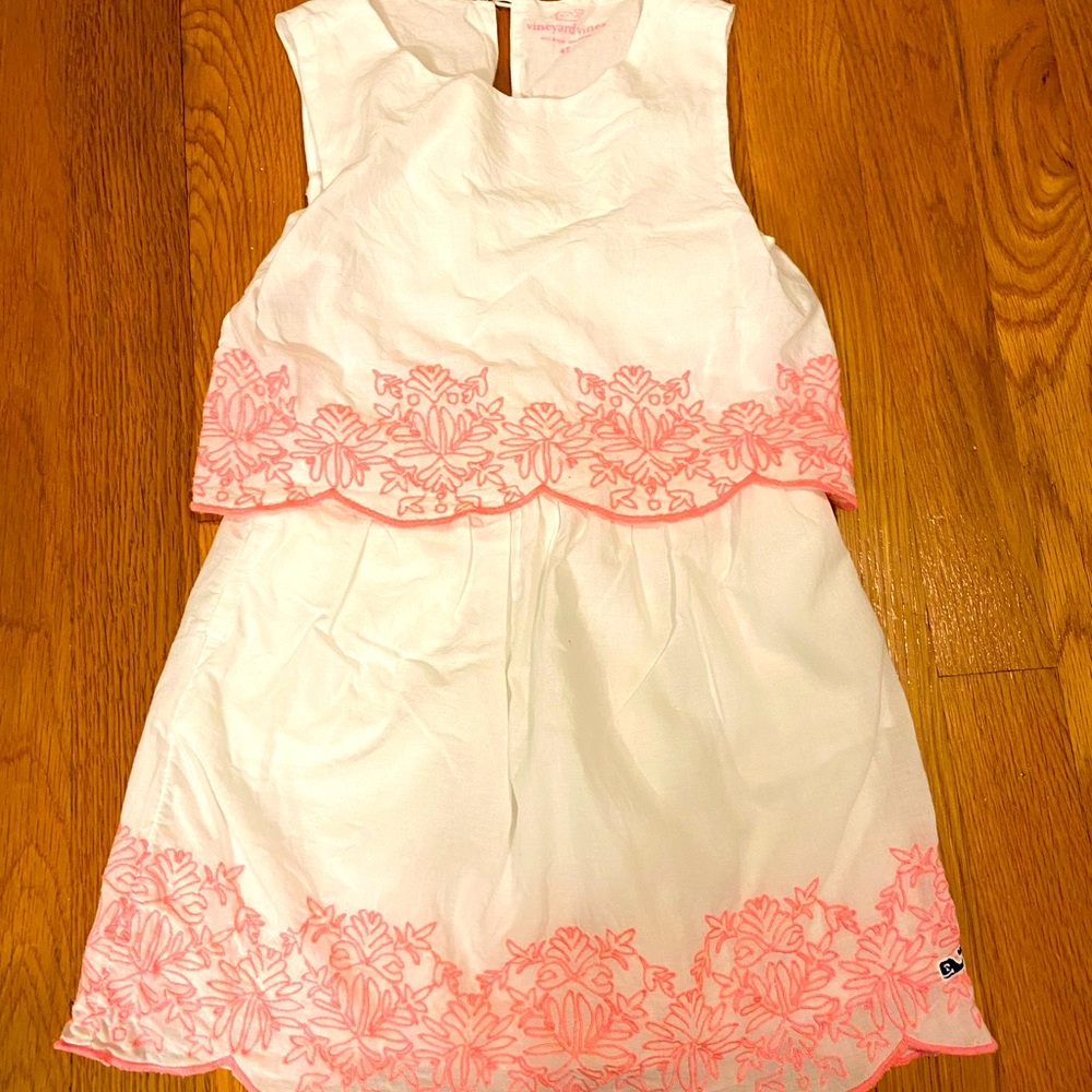 Vineyard Vines size 4T white and pink embroidered dress.  Worn twice!